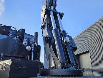 FH540 8x2-6 / FASSI F1650 - JIB - WINCH